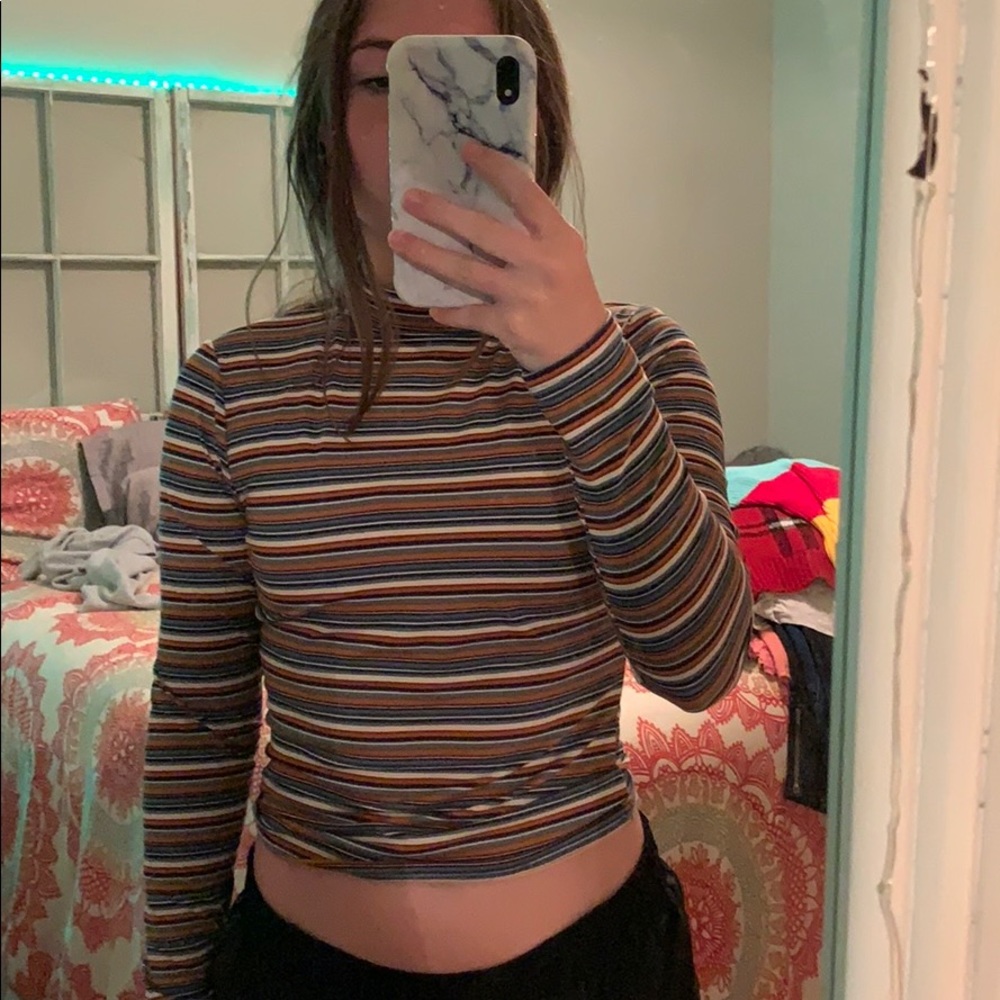 striped turtle neck